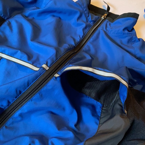 MEC Lightweight Running Jacket - Picture 16 of 16